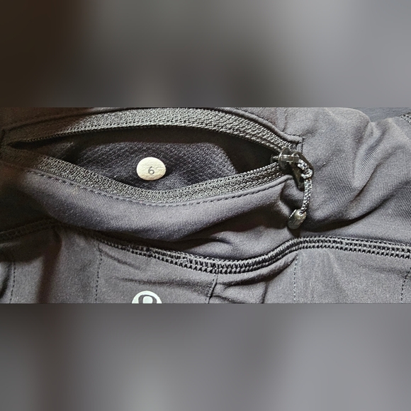 Lululemon Run: Pace Setter Pleated Skirt Skort Size 6 - Picture 9 of 9